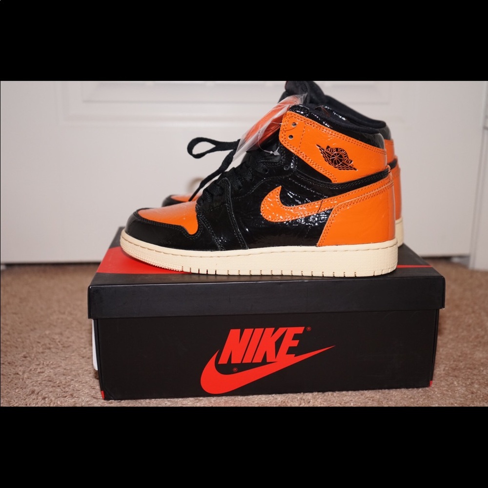 Air Jordan high OG shattered backboard. Brand new